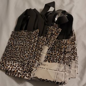 Set of leopard gift bags